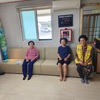 경로당 어르신들, 무릎과 허리 펴고 편하게 생활하세요