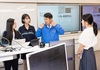 이정선 교육감, 지능형 과학실 모델 학교 상일여고 공개 수업 참관